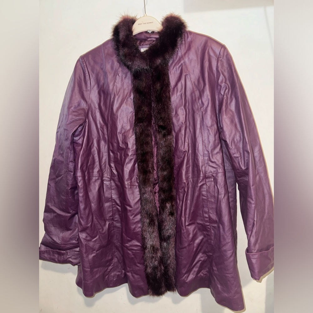 NWOT Romans Plus Size Women’s Leather Coat with Faux Fur Trim